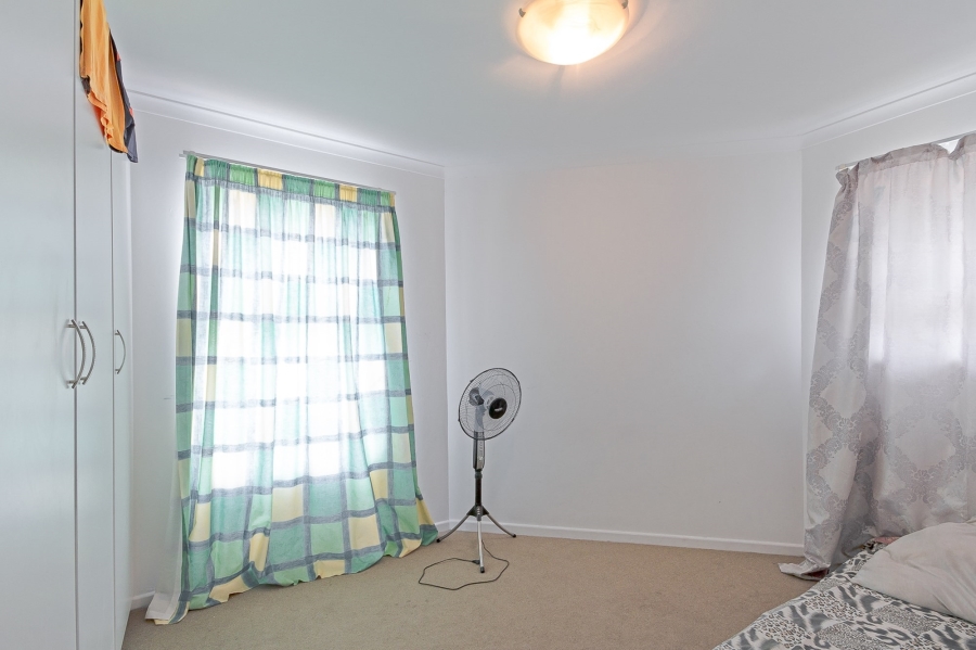 To Let 2 Bedroom Property for Rent in Whispering Pines Western Cape
